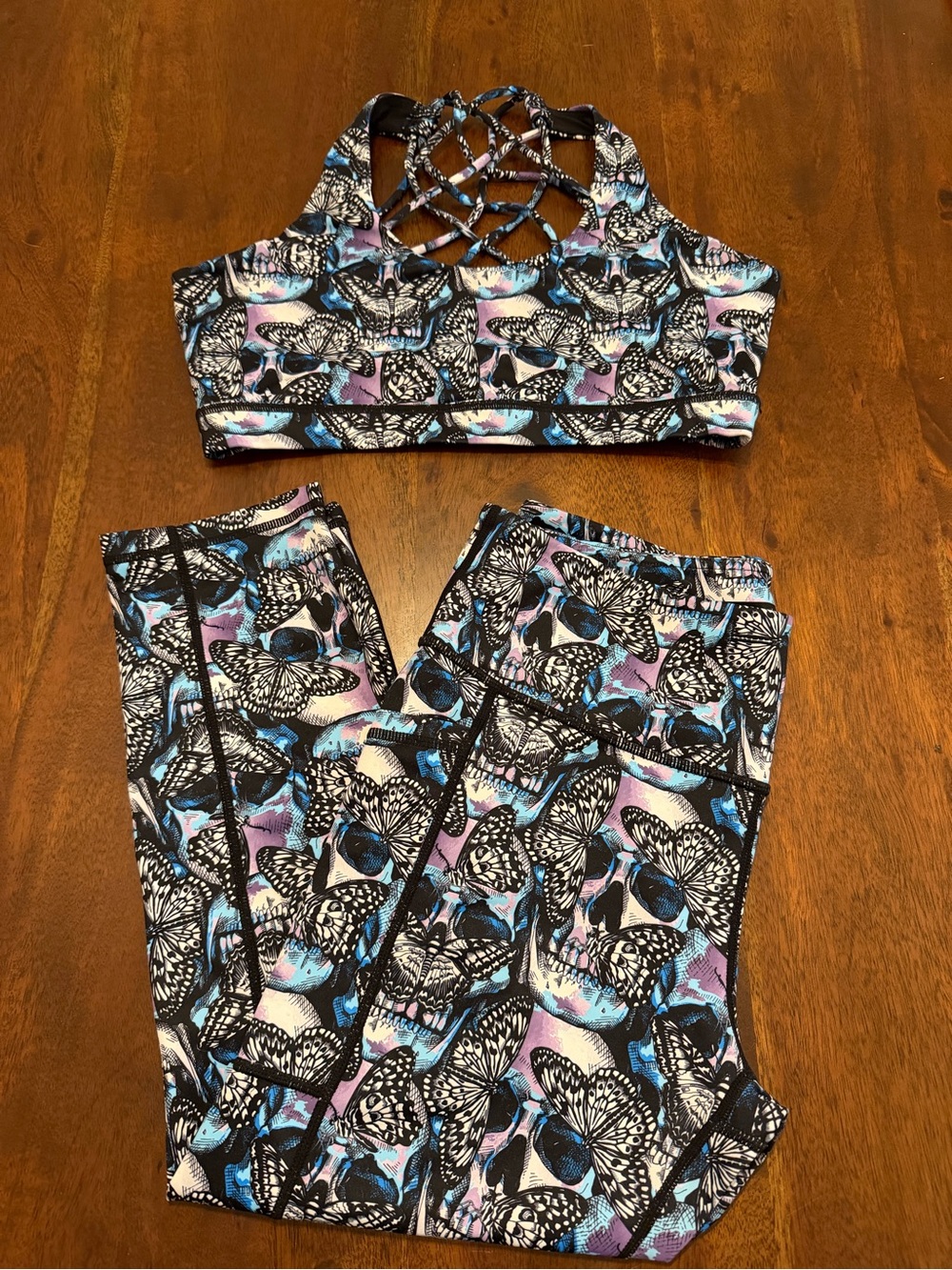 Constantly Varied Gear Lavender Metamorphosis Capri Set